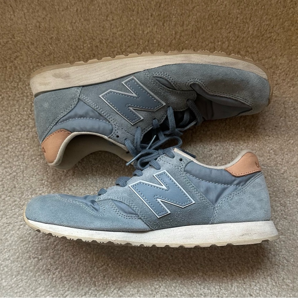 New Balance 520 Sneakers Powder Blue Size 7.5